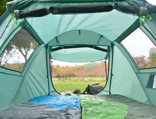 Full-automatic camping tent outdoor campers cast aside quickly