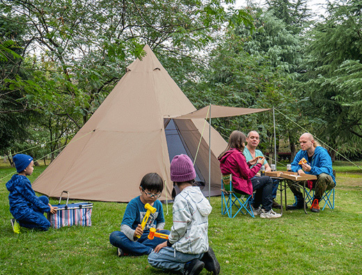 Outdoor camp pyramid tent
